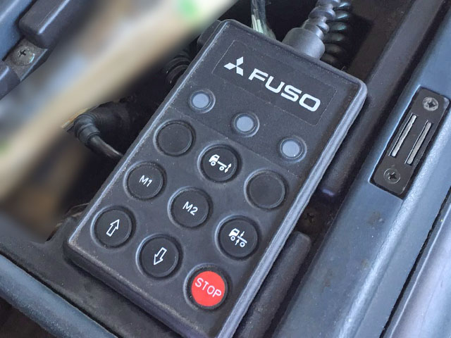 三菱ふそうスーパーグレートユニック4段大型（10t）[写真29]