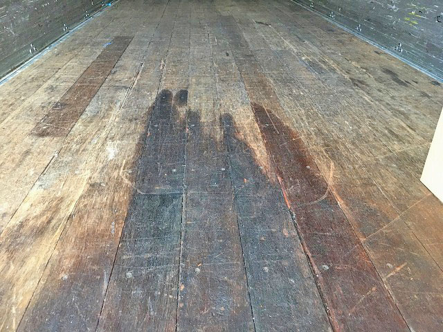 三菱ふそうキャンターアルミウイング小型（2t・3t）[写真12]