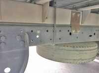 三菱ふそうキャンターアルミウイング小型（2t・3t）[写真18]