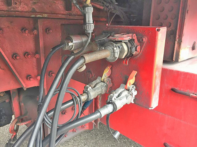 いすゞギガ冷蔵冷凍ウイング大型（10t）[写真17]