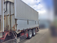 いすゞギガ冷蔵冷凍ウイング大型（10t）[写真21]