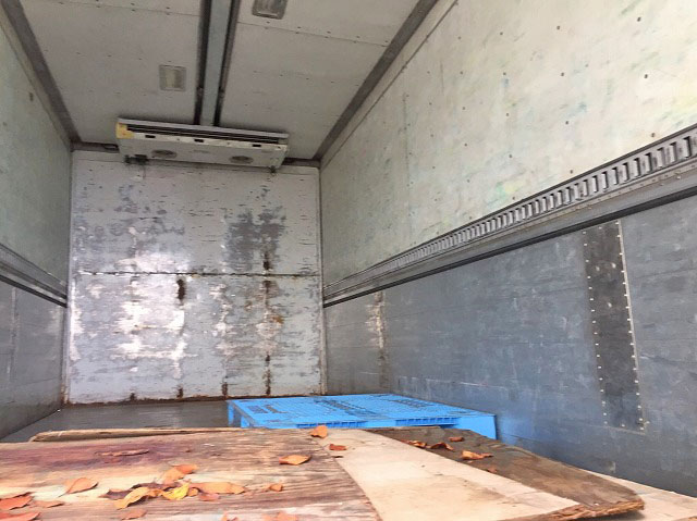 いすゞギガ冷蔵冷凍ウイング大型（10t）[写真26]