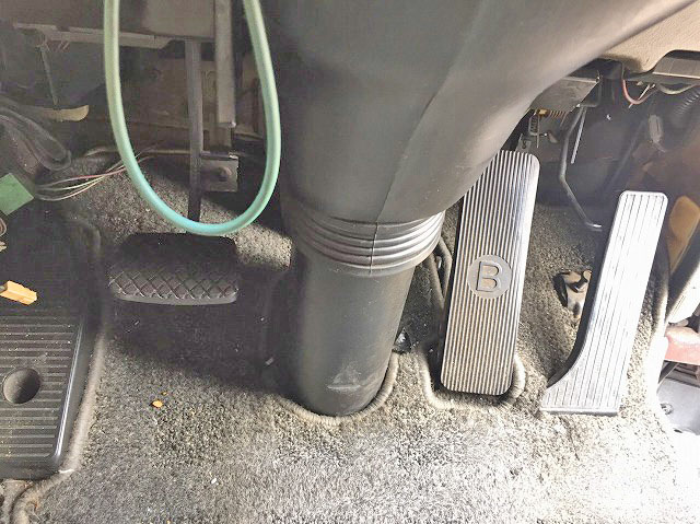 いすゞギガ冷蔵冷凍ウイング大型（10t）[写真39]