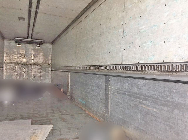 いすゞギガ冷蔵冷凍ウイング大型（10t）[写真08]