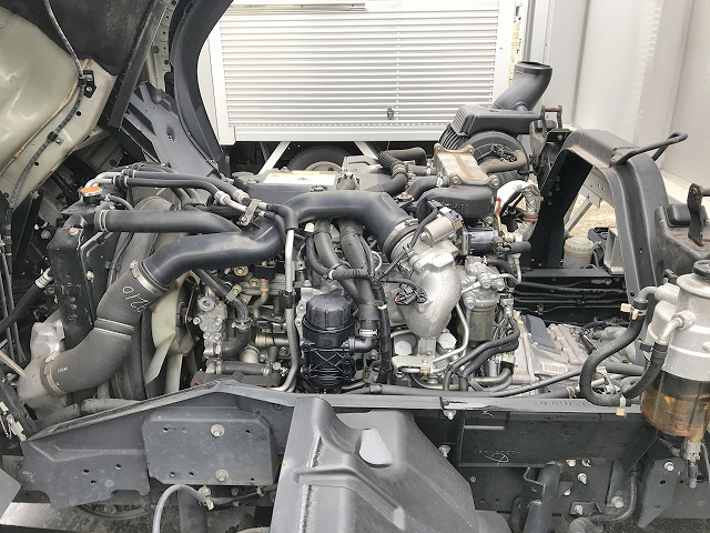 いすゞフォワードアルミウイング中型（4t）[写真25]