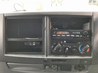 いすゞフォワードアルミウイング中型（4t）[写真36]