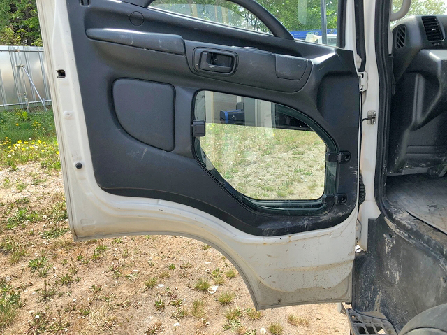 日野レンジャークレーン4段中型（4t）[写真29]