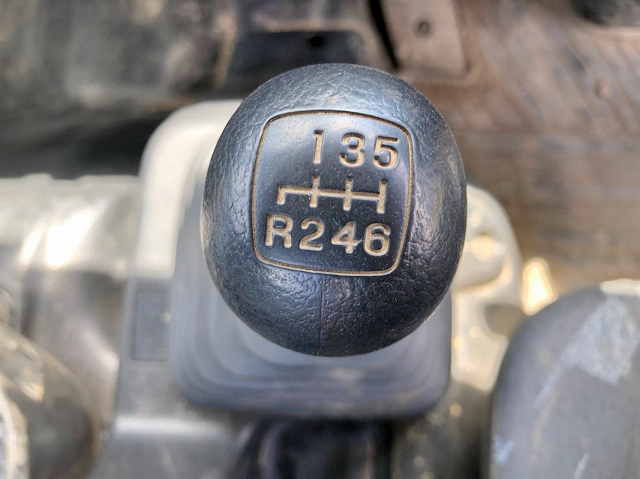 日野レンジャークレーン4段中型（4t）[写真37]