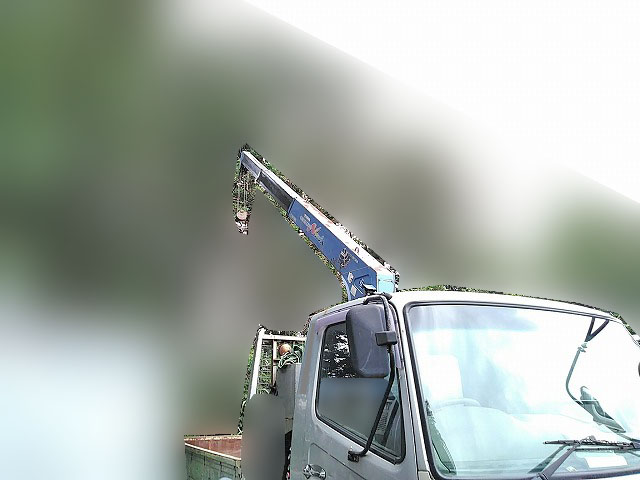 三菱ふそうファイタークレーン3段中型（4t）[写真10]