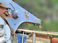 三菱ふそうファイタークレーン3段中型（4t）[写真12]