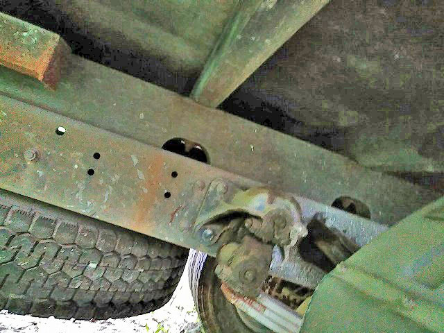 三菱ふそうファイタークレーン3段中型（4t）[写真25]