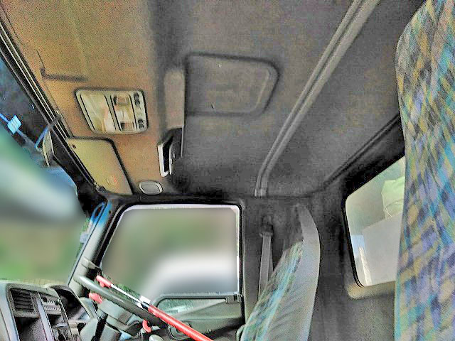 三菱ふそうファイタークレーン3段中型（4t）[写真34]