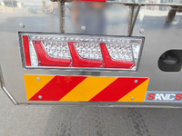 三菱ふそうファイターセルフクレーン4段増トン（6t・8t）[写真15]