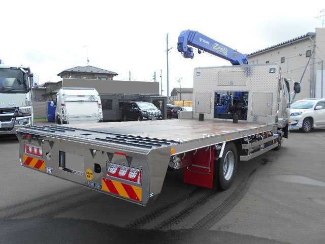 三菱ふそうファイターセルフクレーン4段増トン（6t・8t）[写真04]