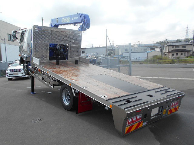 三菱ふそうファイターセルフクレーン4段増トン（6t・8t）[写真06]