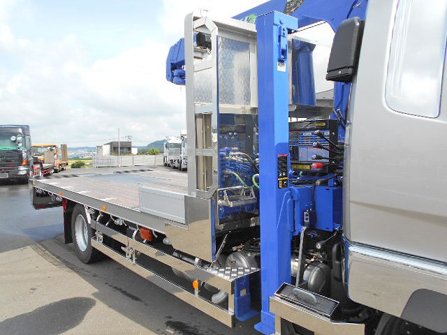 三菱ふそうファイターセルフクレーン4段増トン（6t・8t）[写真08]