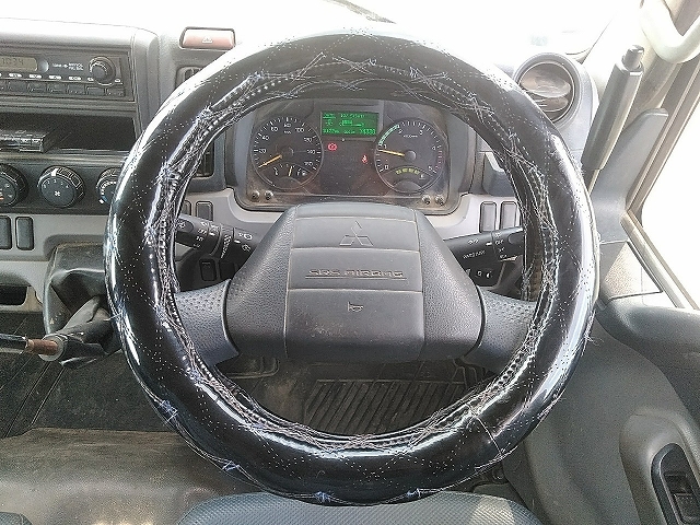 三菱ふそうキャンターダンプ小型（2t・3t）[写真37]