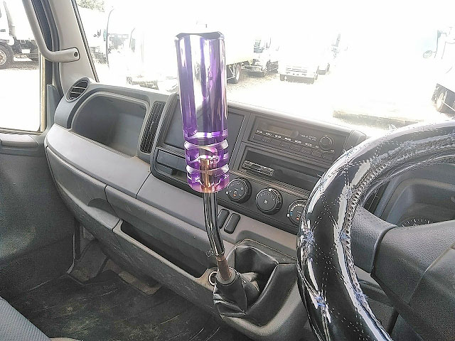 三菱ふそうキャンターダンプ小型（2t・3t）[写真38]