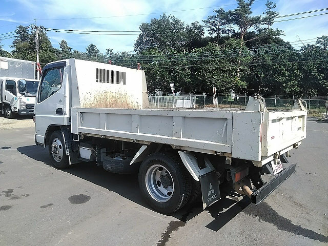 三菱ふそうキャンターダンプ小型（2t・3t）[写真04]