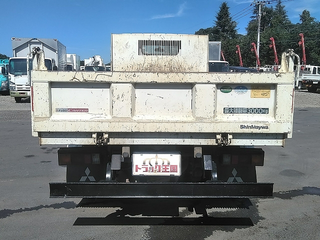 三菱ふそうキャンターダンプ小型（2t・3t）[写真08]