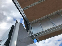 UDトラックスクオンアルミウイング大型（10t）[写真15]