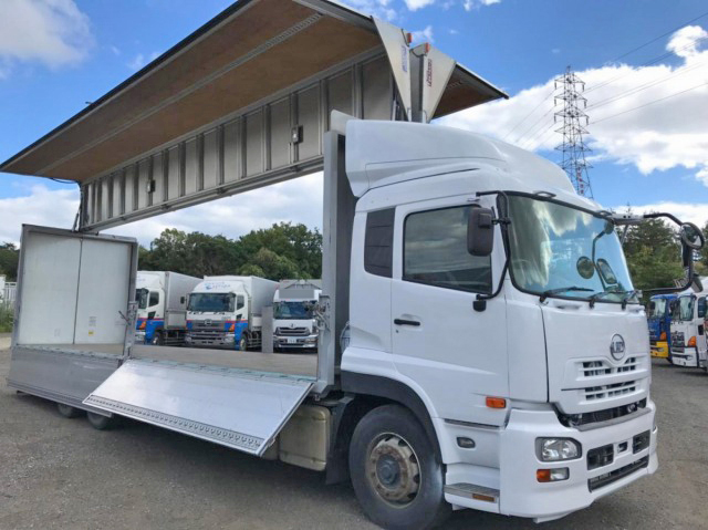 UDトラックスクオンアルミウイング大型（10t）[写真05]