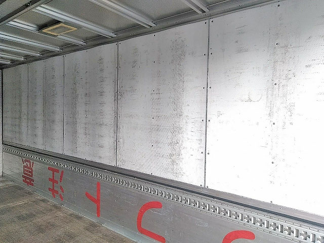 日野レンジャーアルミウイング増トン（6t・8t）[写真10]