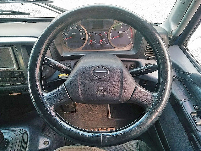 日野レンジャーアルミウイング増トン（6t・8t）[写真34]