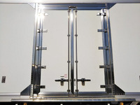 UDトラックスクオン冷凍車（冷蔵車）大型（10t）[写真12]