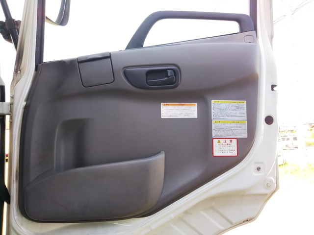 UDトラックスクオン冷凍車（冷蔵車）大型（10t）[写真27]