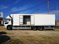 UDトラックスクオン冷凍車（冷蔵車）大型（10t）[写真06]