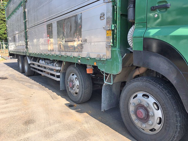 日野プロフィアチップ運搬車大型（10t）[写真10]