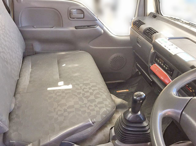 いすゞエルフ高所作業車小型（2t・3t）[写真17]