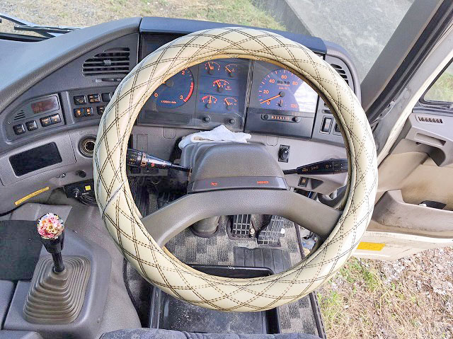 日野プロフィアダンプ大型（10t）[写真23]