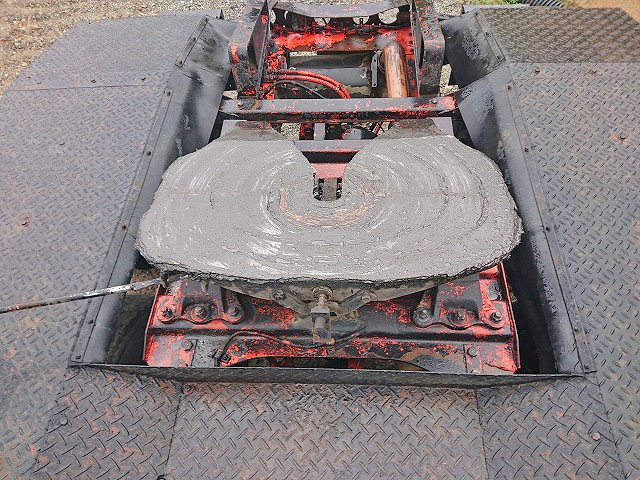 三菱ふそうスーパーグレートトレーラーヘッド（トラクターヘッド）大型（10t）[写真10]