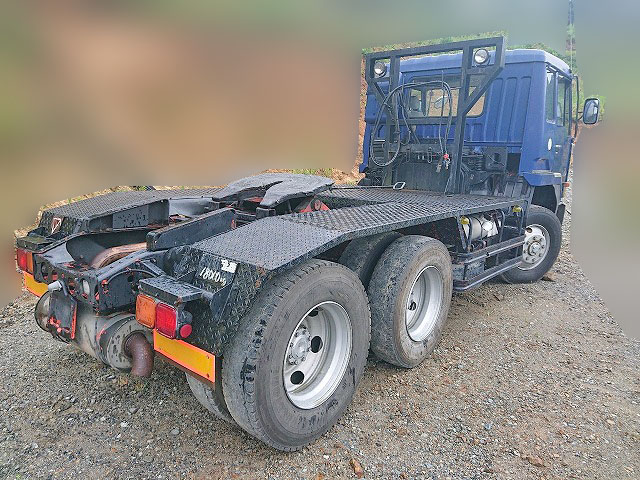 三菱ふそうスーパーグレートトレーラーヘッド（トラクターヘッド）大型（10t）[写真03]