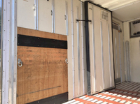 いすゞキャンター冷凍車（冷蔵車）小型（2t・3t）[写真12]