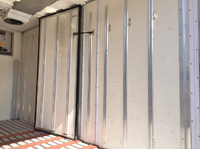 いすゞキャンター冷凍車（冷蔵車）小型（2t・3t）[写真13]