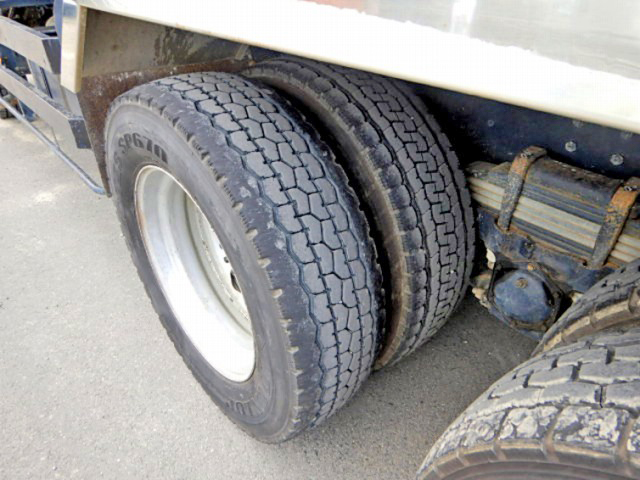 日野レンジャーダンプ増トン（6t・8t）[写真15]