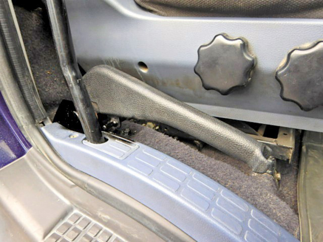 日野レンジャーダンプ増トン（6t・8t）[写真19]