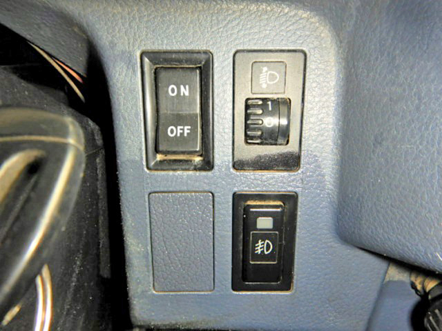 日野レンジャーダンプ増トン（6t・8t）[写真24]