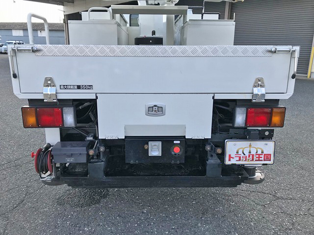 いすゞエルフ高所作業車小型（2t・3t）[写真12]