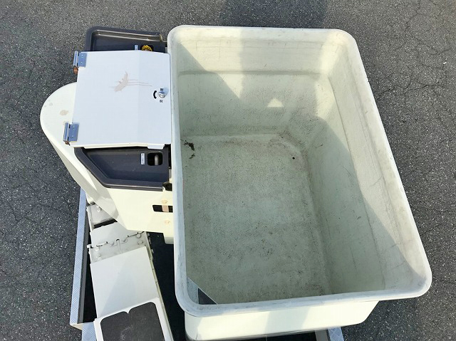 いすゞエルフ高所作業車小型（2t・3t）[写真16]