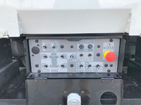 いすゞエルフ高所作業車小型（2t・3t）[写真19]