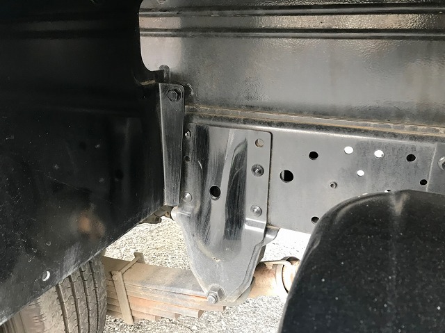 いすゞエルフ高所作業車小型（2t・3t）[写真22]