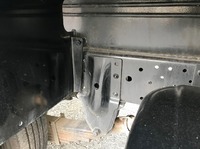 いすゞエルフ高所作業車小型（2t・3t）[写真22]