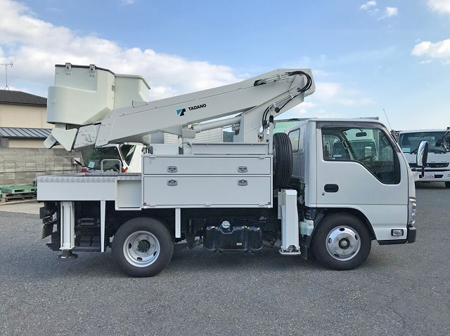 いすゞエルフ高所作業車小型（2t・3t）[写真07]