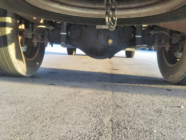 三菱ふそうキャンター平ボディ小型（2t・3t）[写真17]