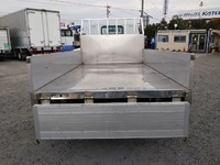 三菱ふそうキャンターアルミブロック小型（2t・3t）[写真12]