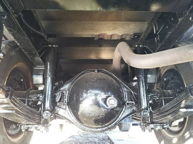 三菱ふそうキャンターアルミブロック小型（2t・3t）[写真19]